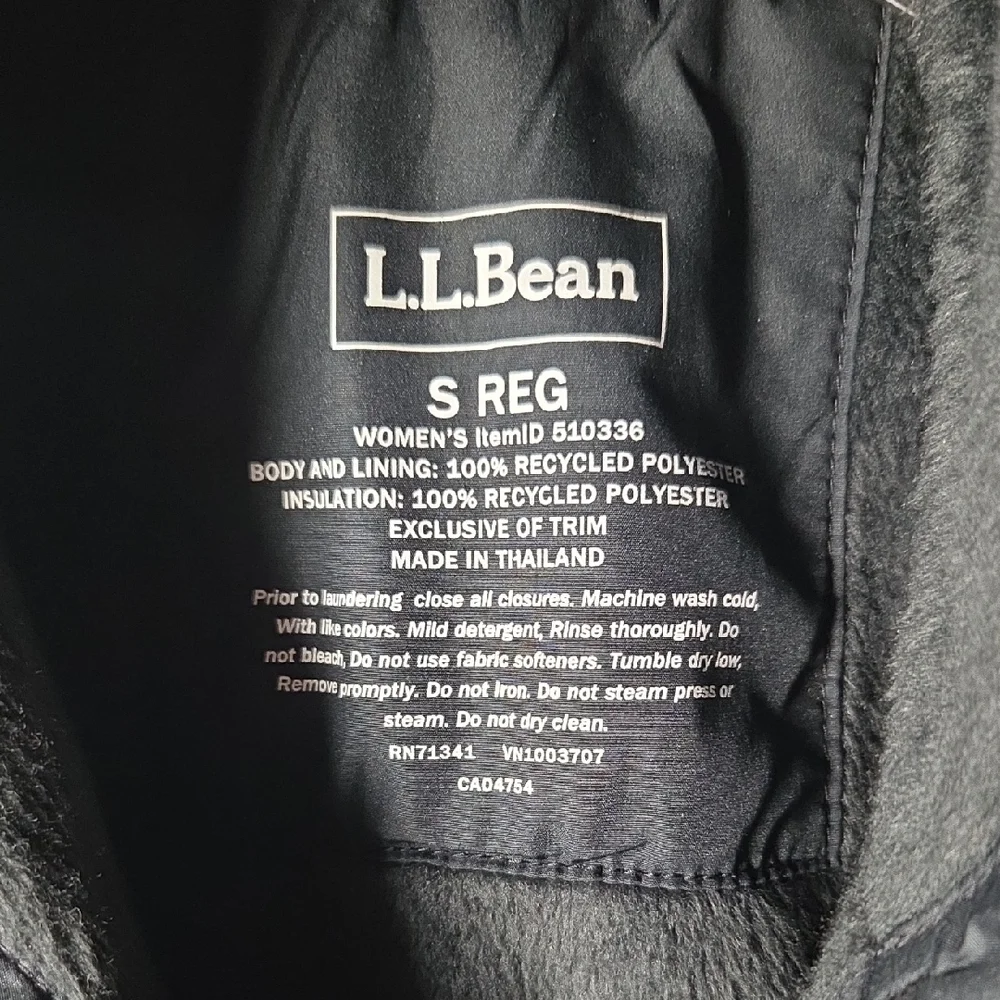 L.L. Bean  Quilted Puffer Jacket - Black.sz S. - Picture 2 of 8